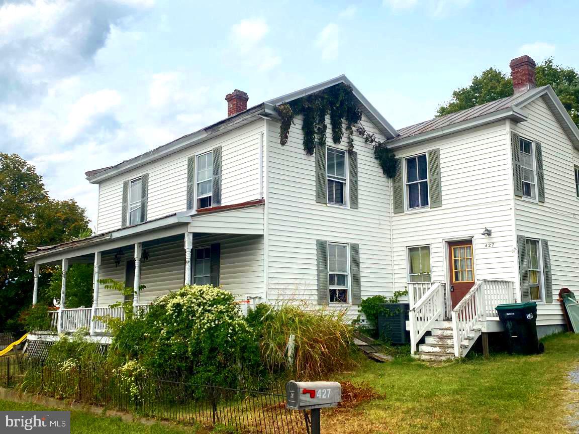 427 Thompson Street, Strasburg