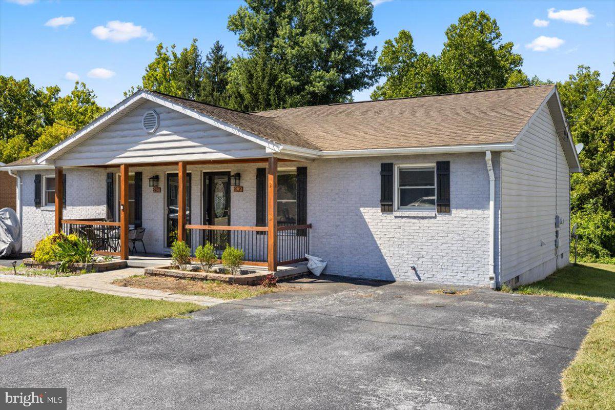 292 Miller Drive, Strasburg
