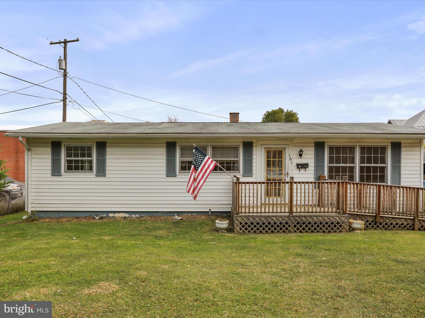161 S Fort Street, Strasburg