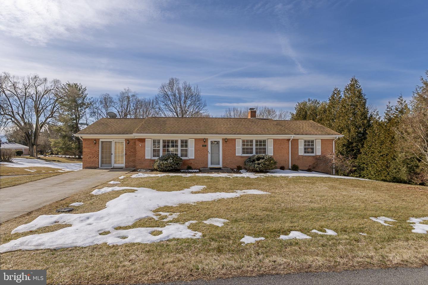 623 W Spring Street, Woodstock
