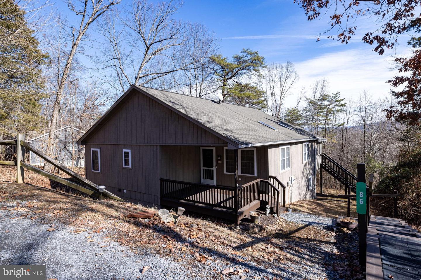 86 Maple Avenue, Mount Jackson