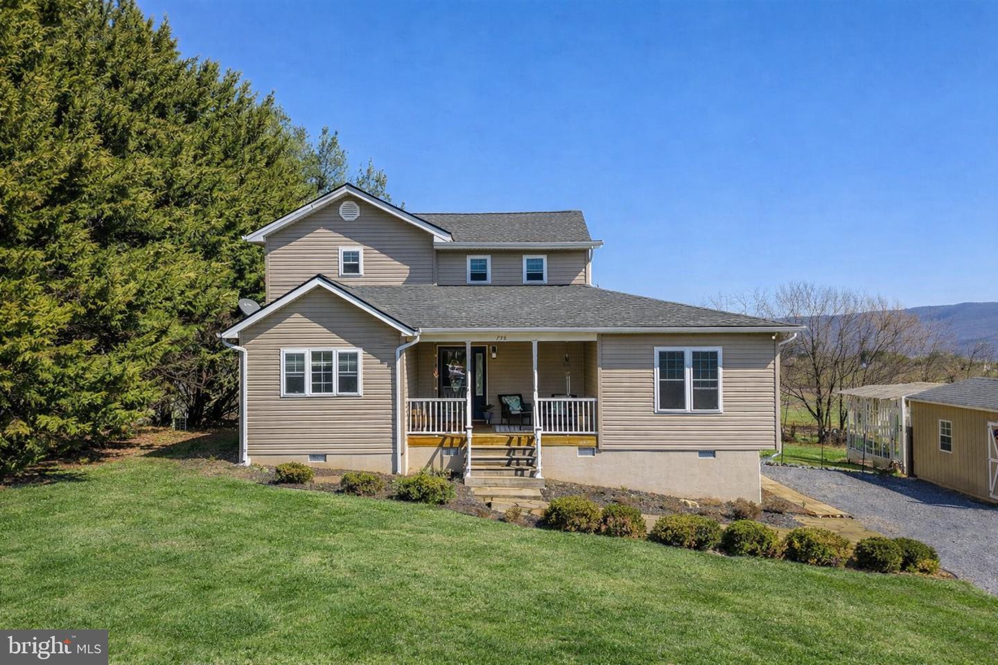 798 Turkey Knob Road, Quicksburg