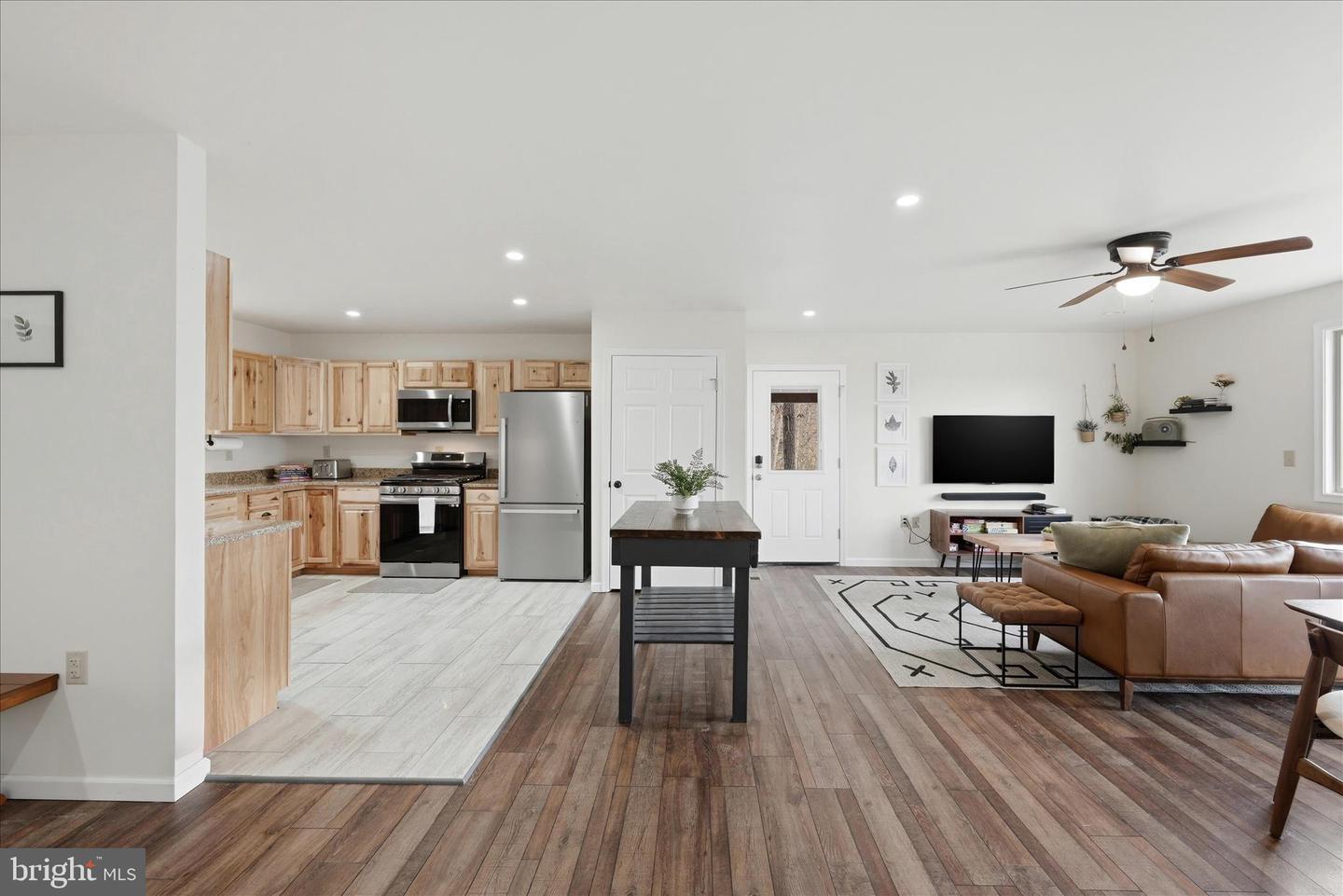 8258 Supinlick Ridge Road, Basye