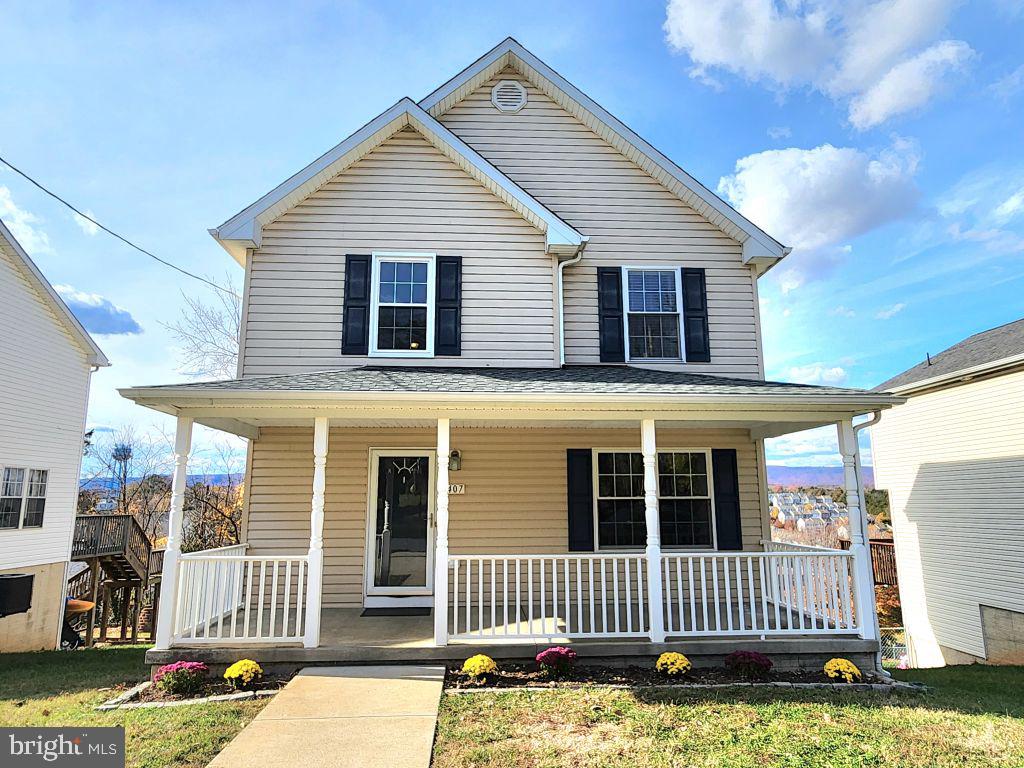 407 Stonewall Street, Strasburg