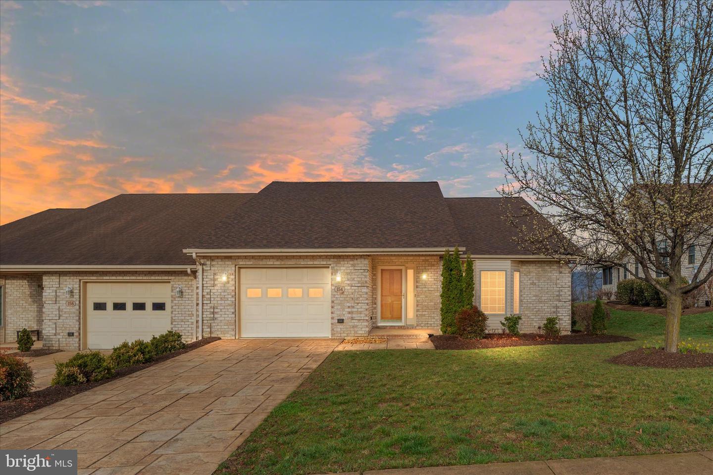 154 Daniel Court, Strasburg