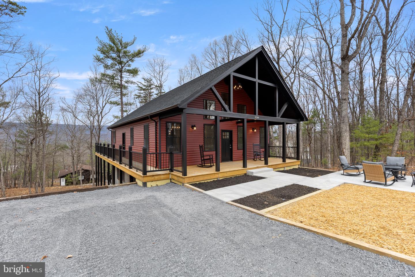 8399 Supinlick Ridge, Mount Jackson