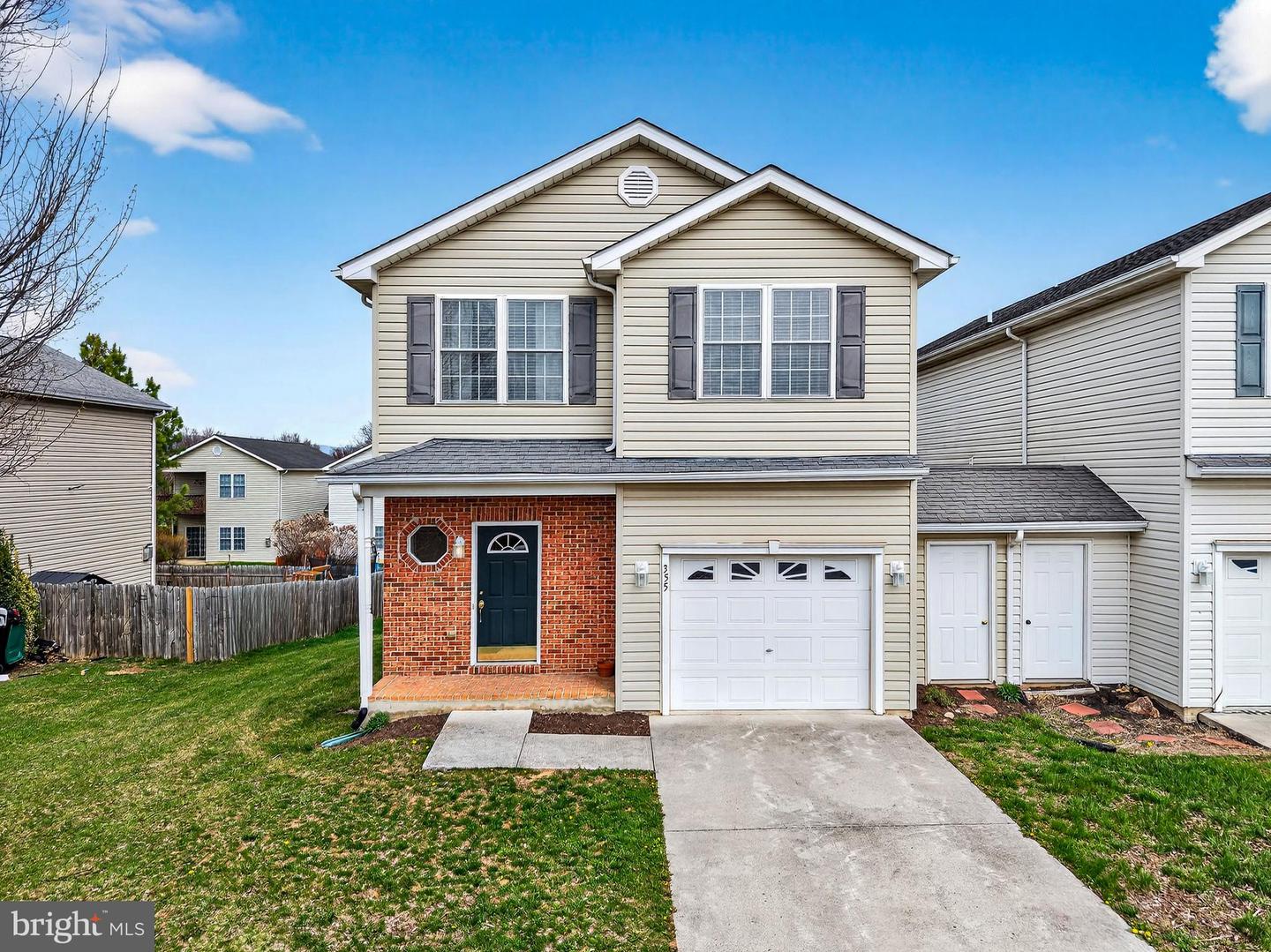 355 Hoover Road, Woodstock