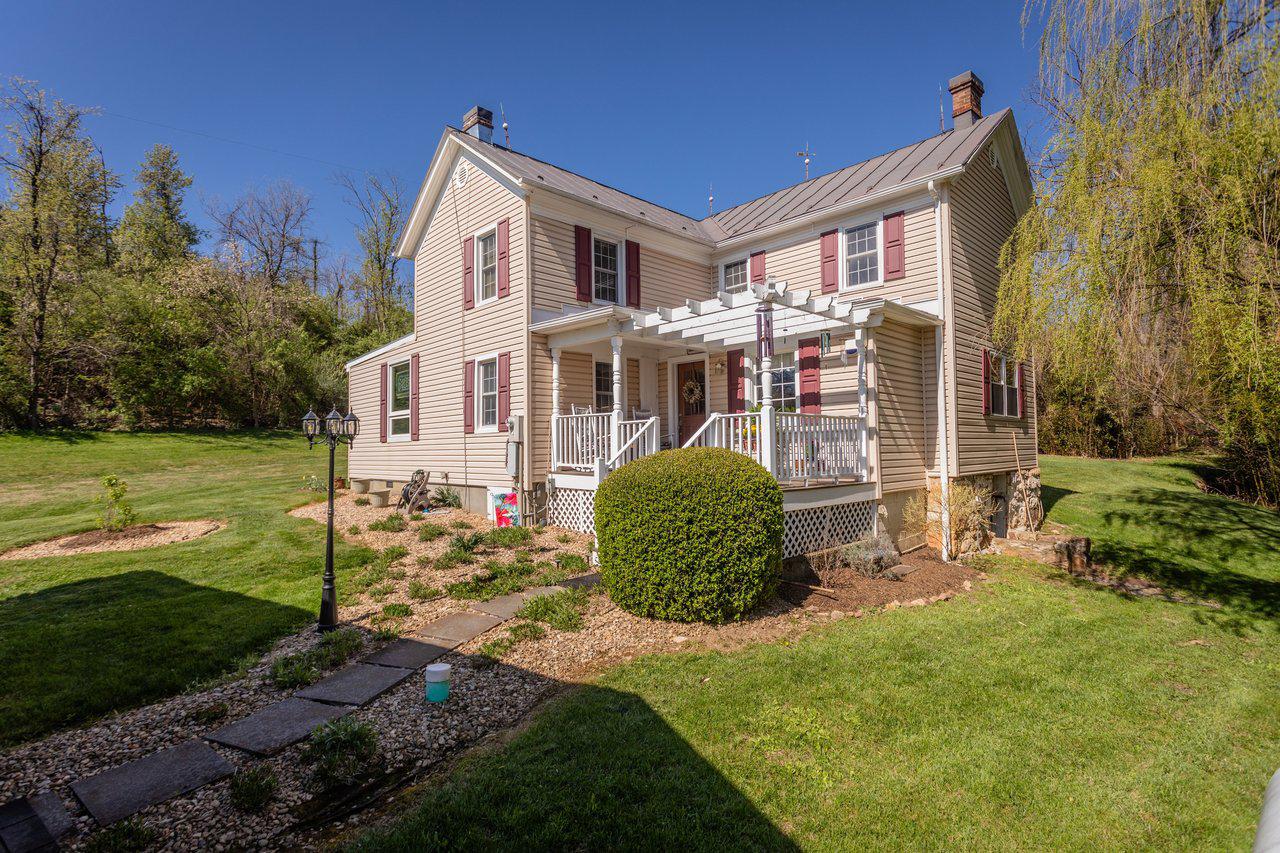 143 Scheffer Gap Road