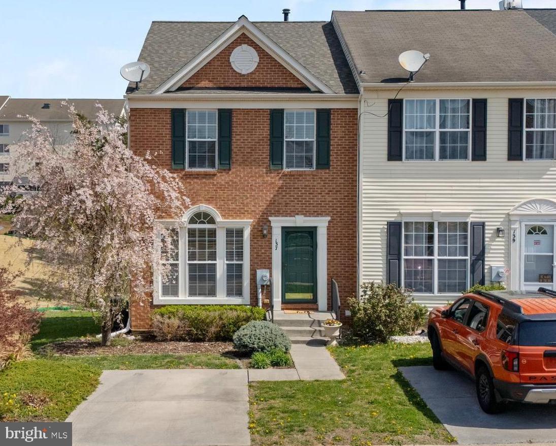 137 Oxbow Drive, Strasburg