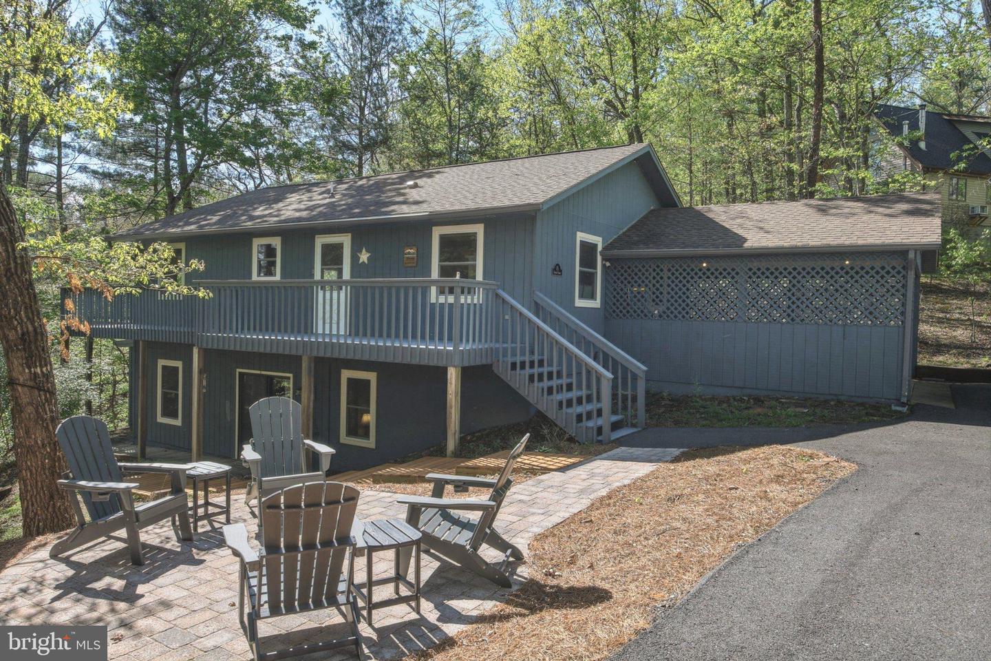 85 Pickett, Basye