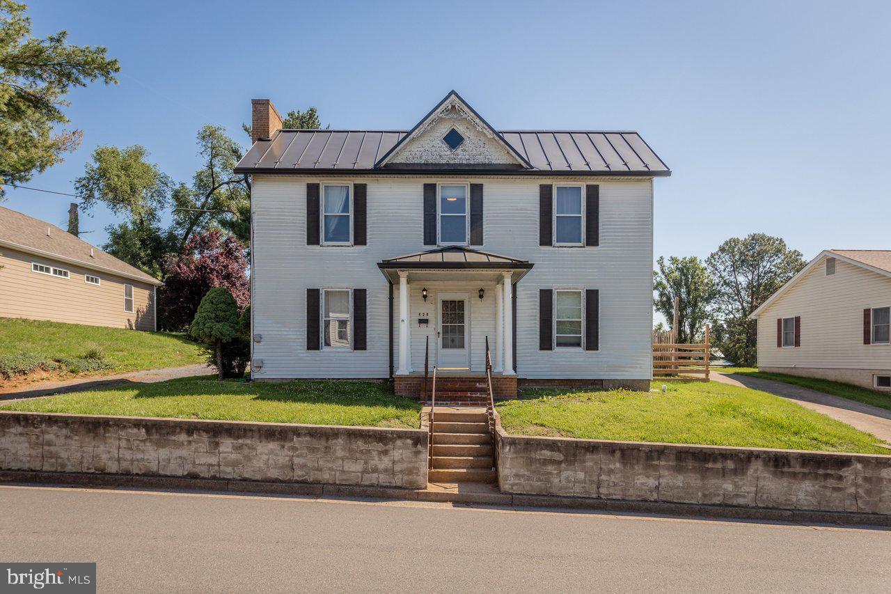 420 W Spring Street
