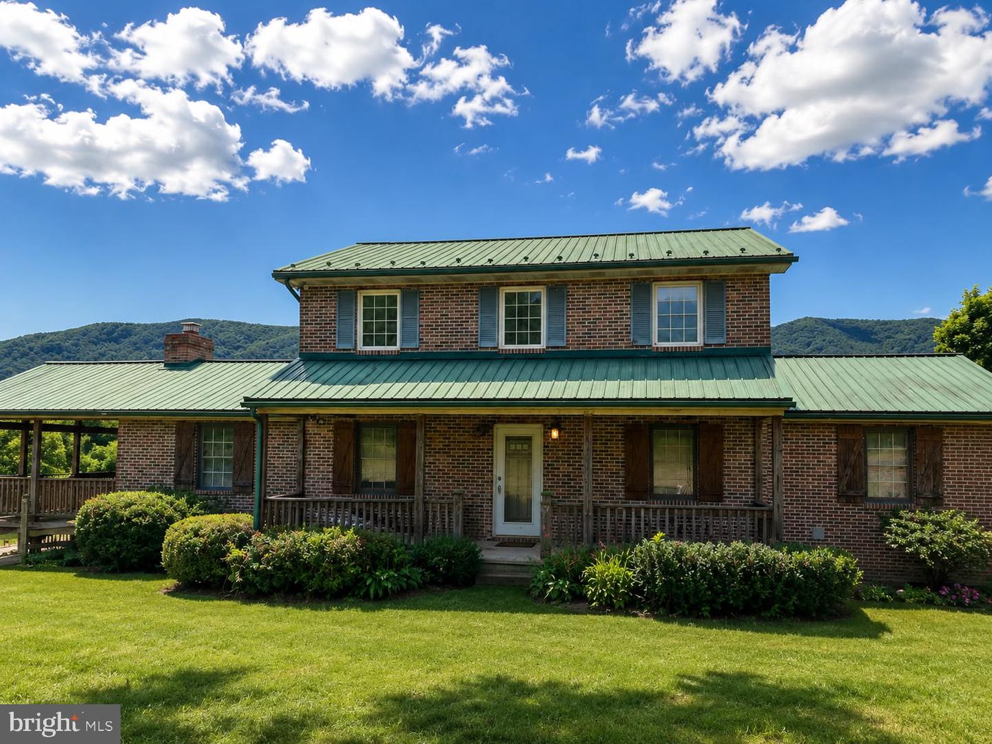 134 Spring Mountain Way
