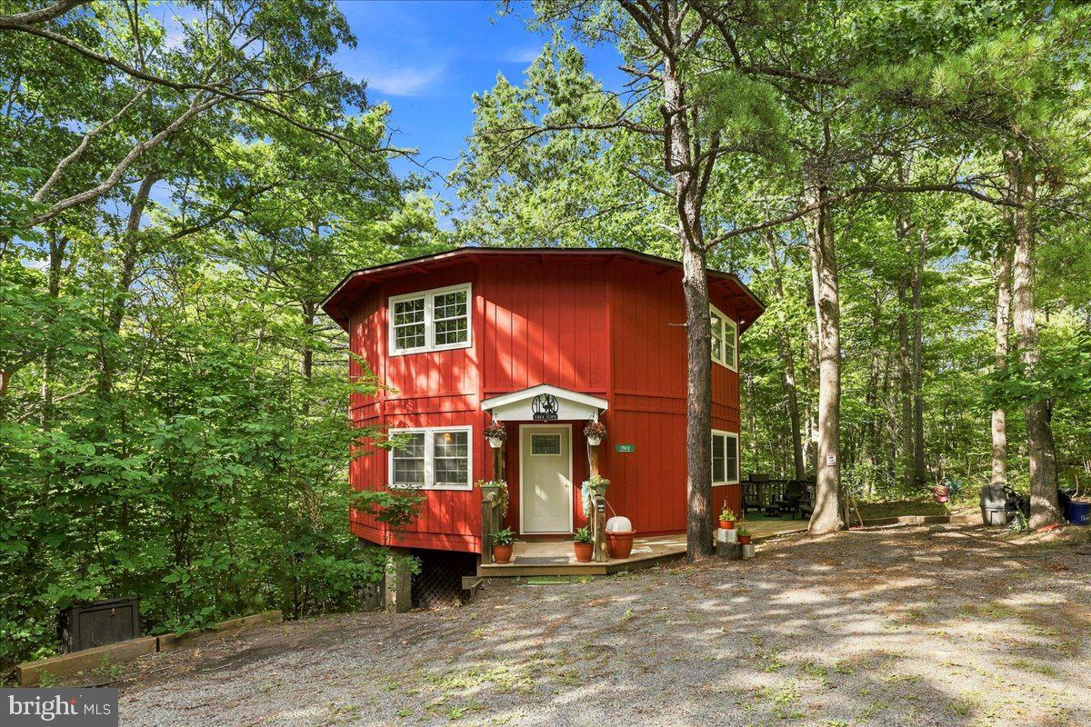 7823 Supinlick Ridge Road