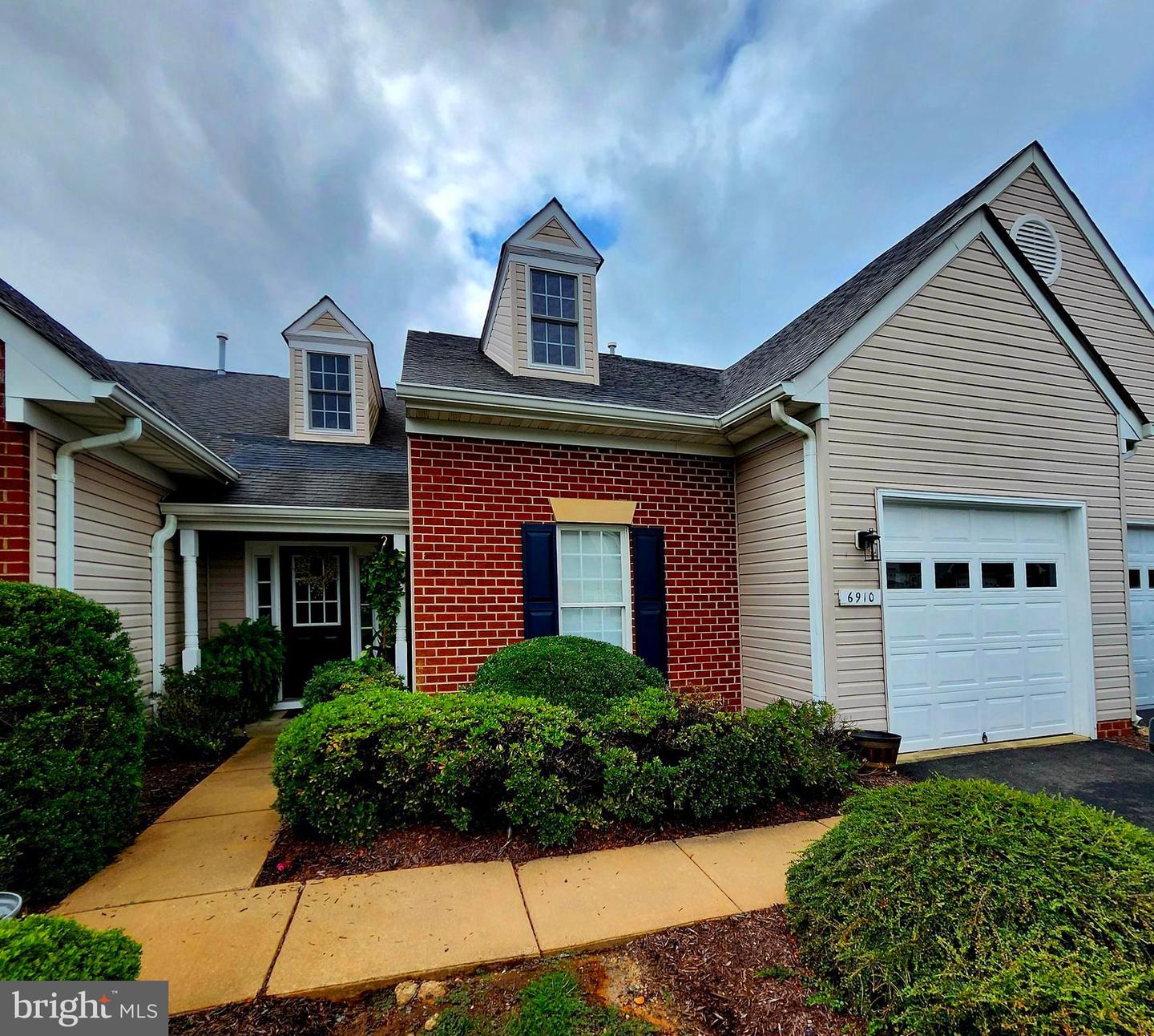 6910 Bluefield Drive, Fredericksburg