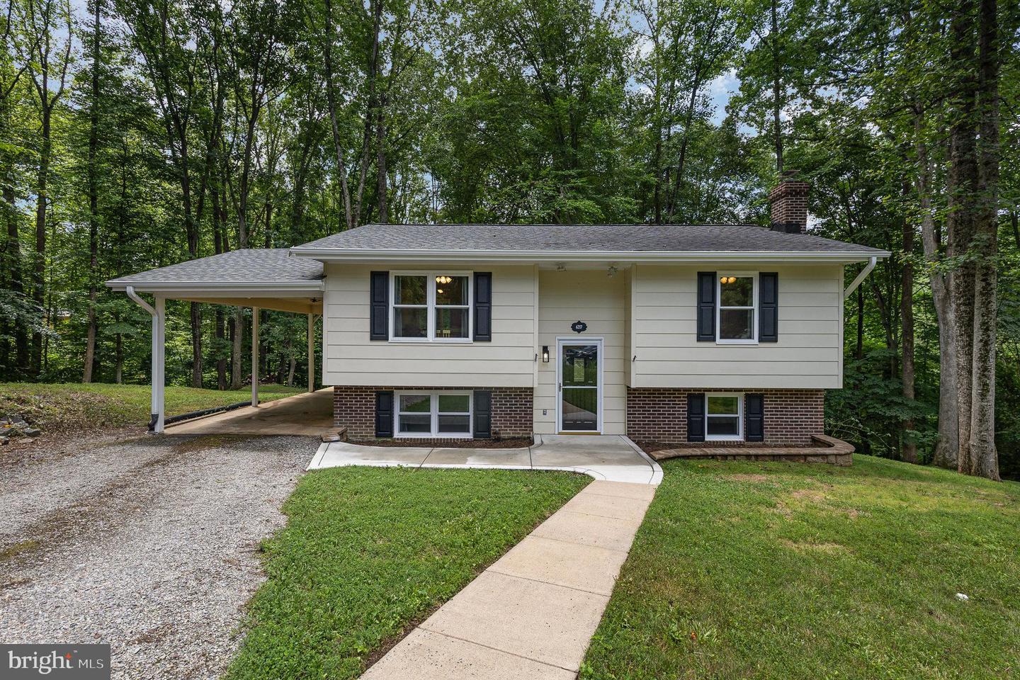 6217 Oak Grove Drive, Fredericksburg