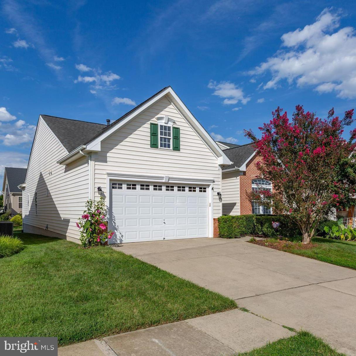 5623 E Kesslers Crossing, Fredericksburg