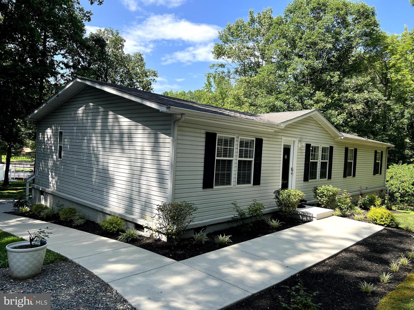 3322 River Bend Court, Bumpass