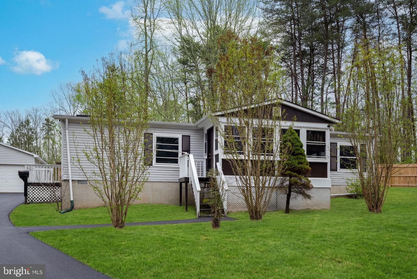 4901 Partlow Road, Partlow