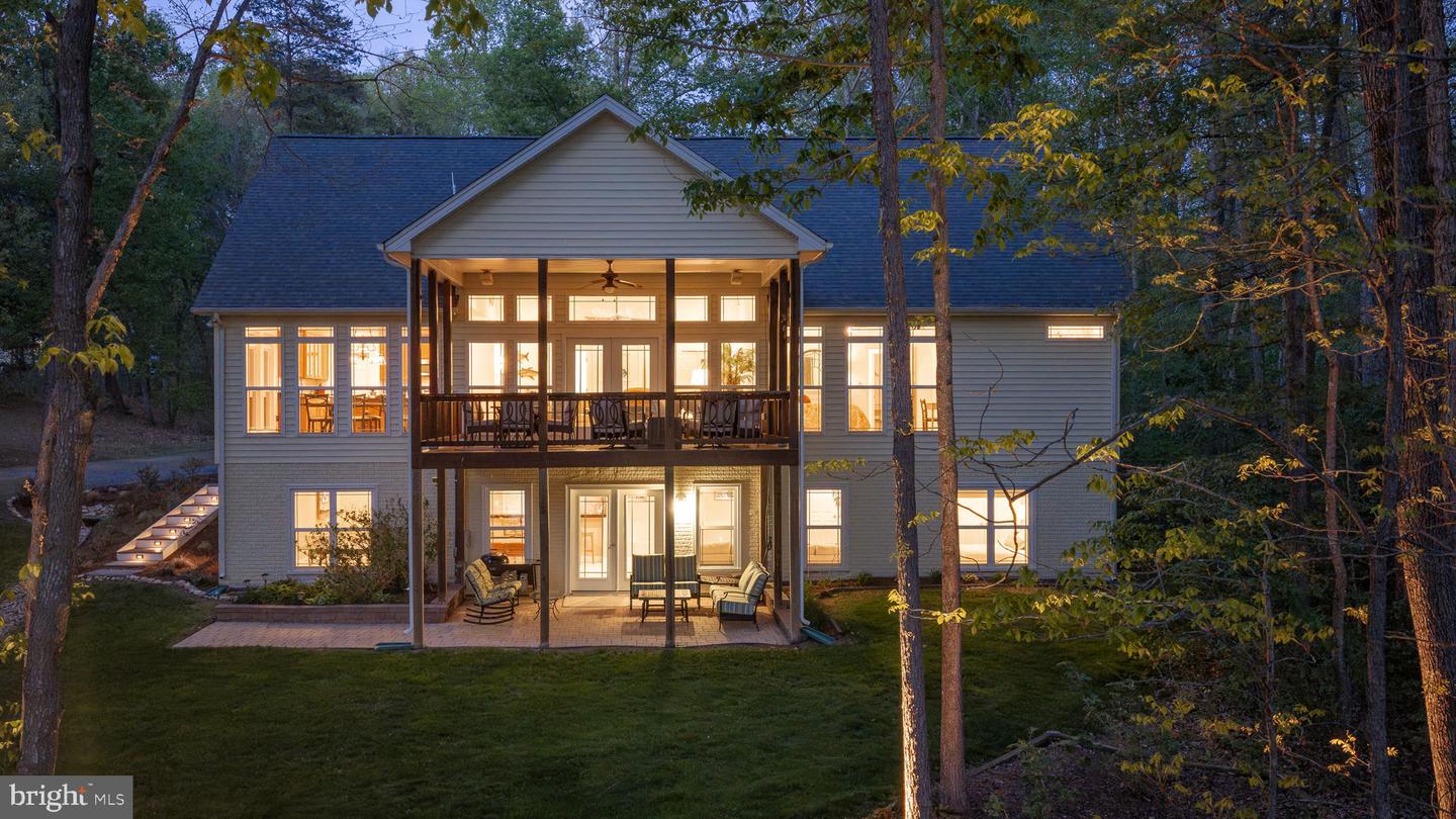 6808 John Taylor Lane