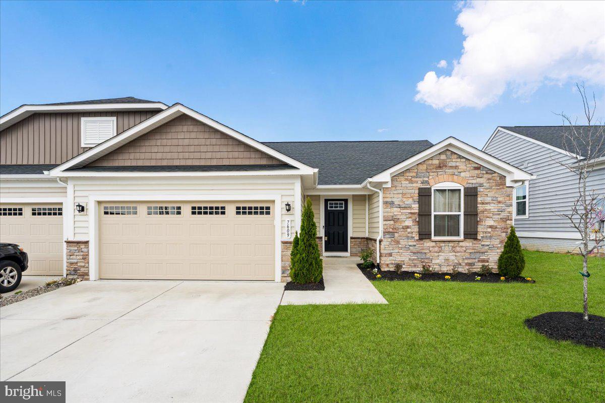 7609 Loughton Lane