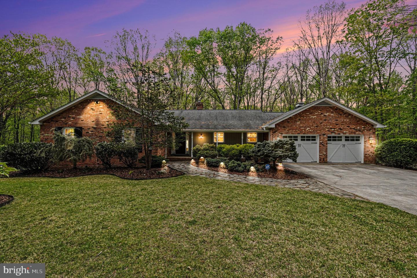 7 River Bluffs Drive, Fredericksburg