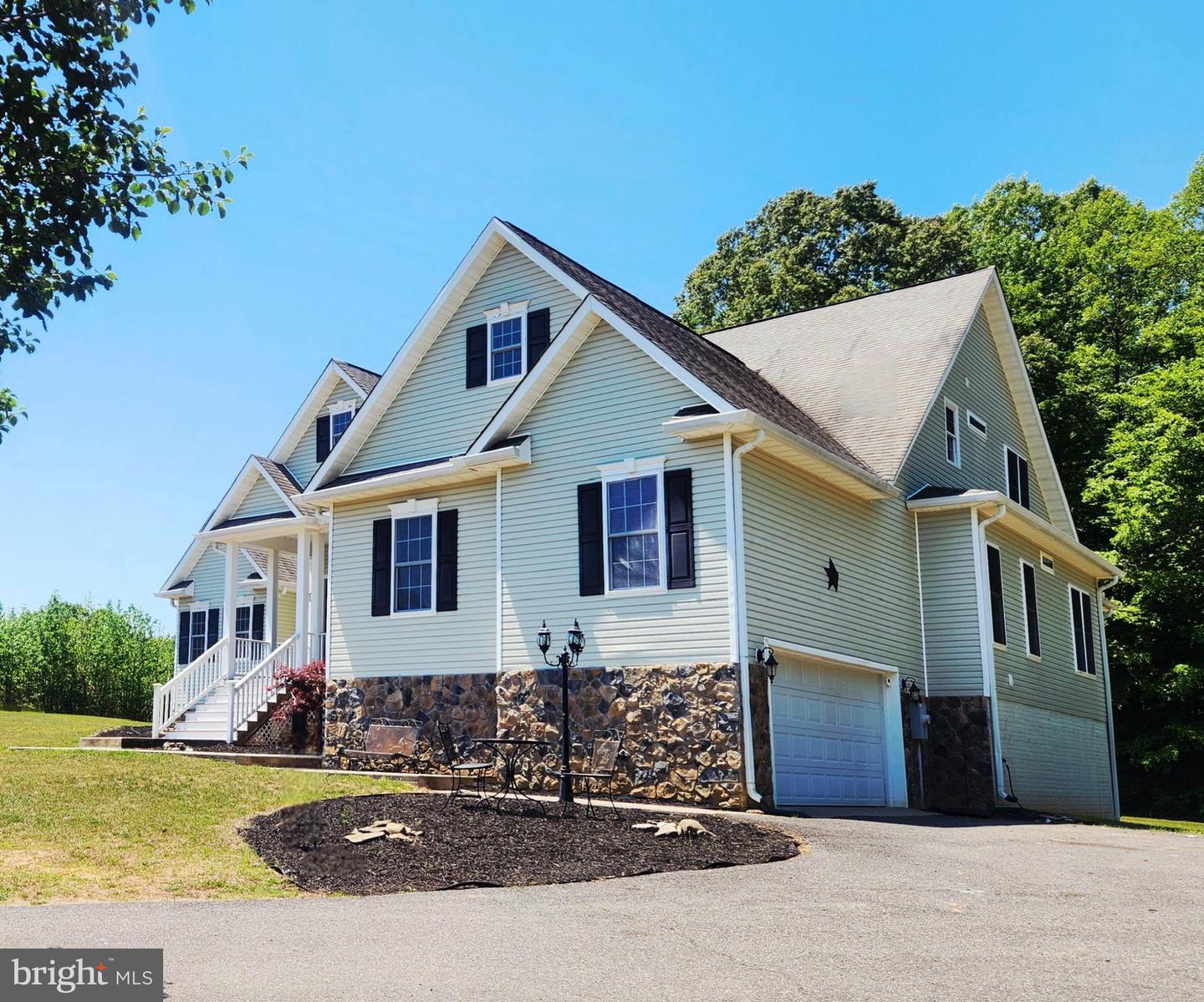 6315 Little Acres Lane