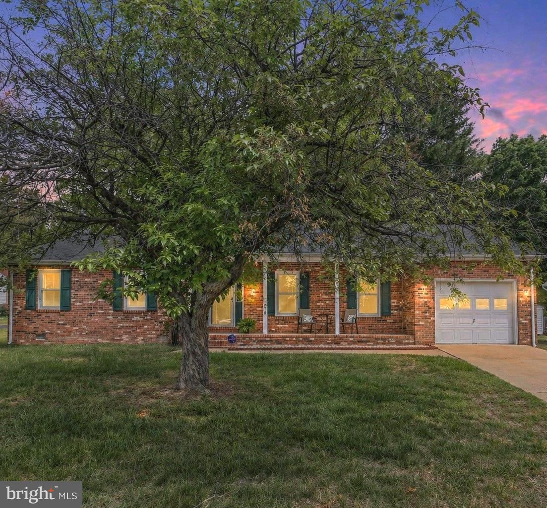 619 Shamrock Drive, Fredericksburg