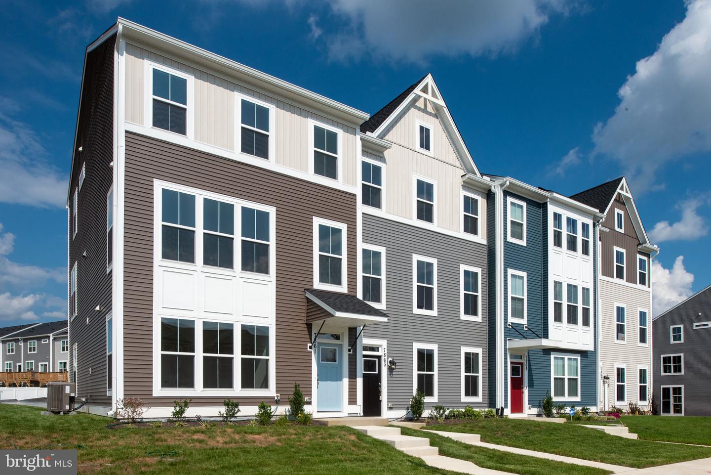 8810 Selby Court