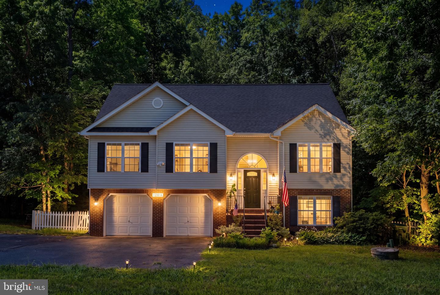 12816 Garrison Lane