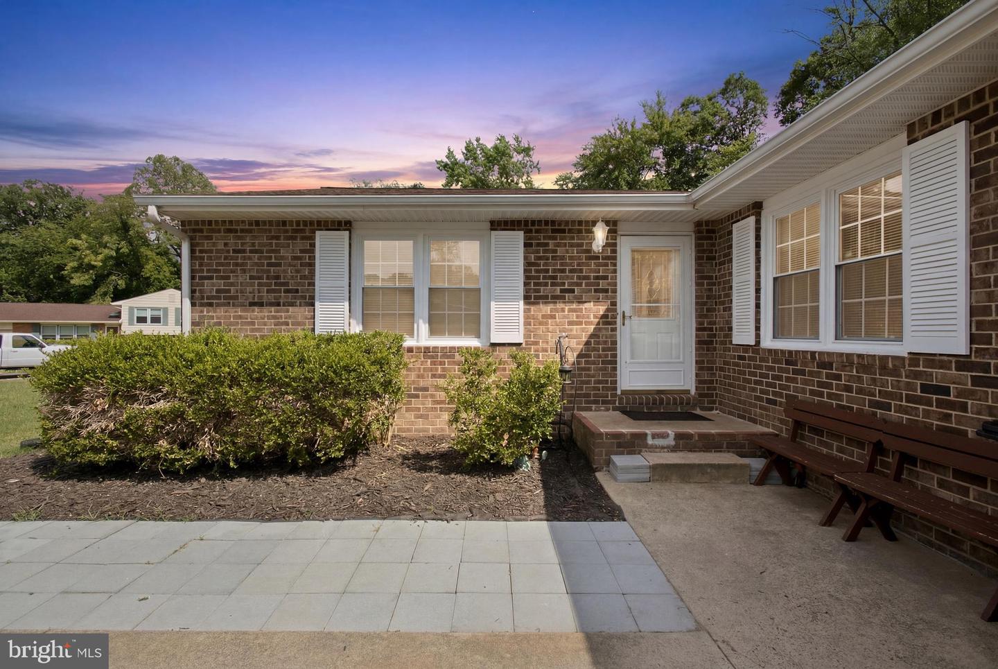 5 Sumner Court