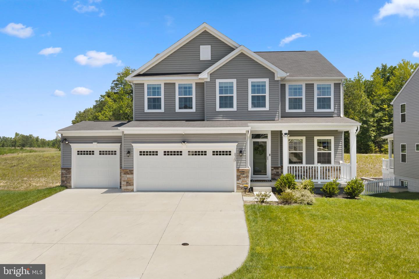 8905 Maple Run Drive