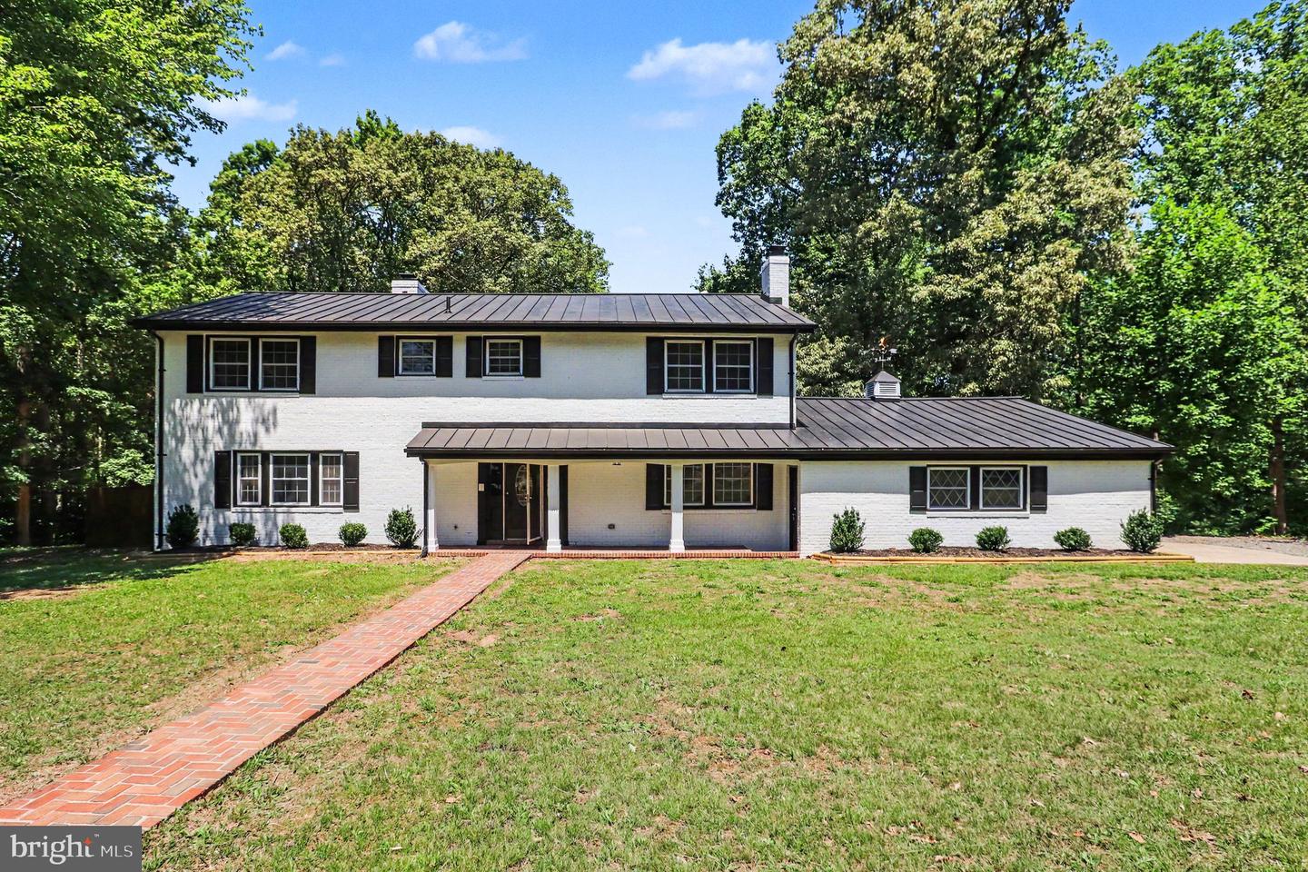 9825 Valley Po Road
