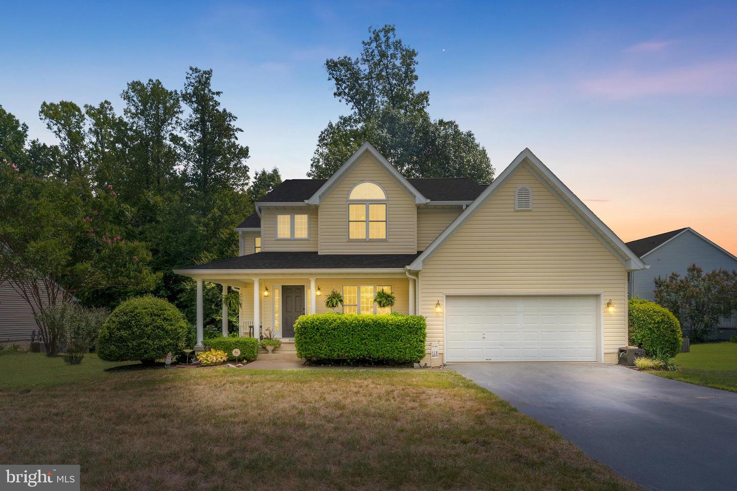 9901 Ashmeade Court
