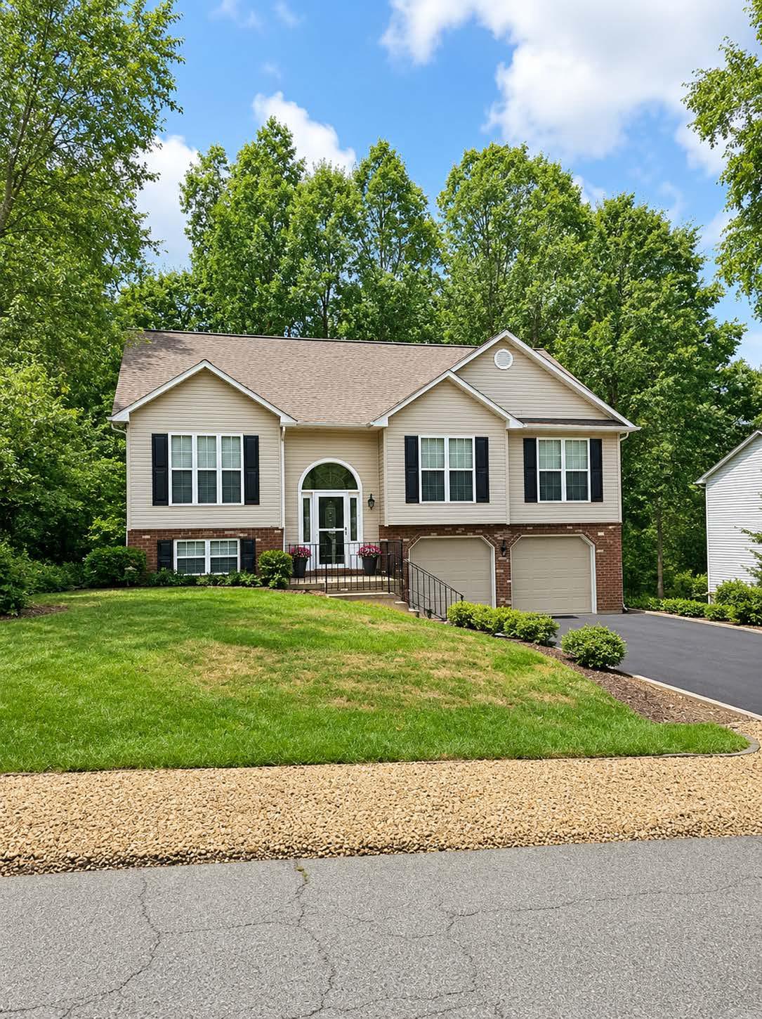 9712 Gunston Hall Road