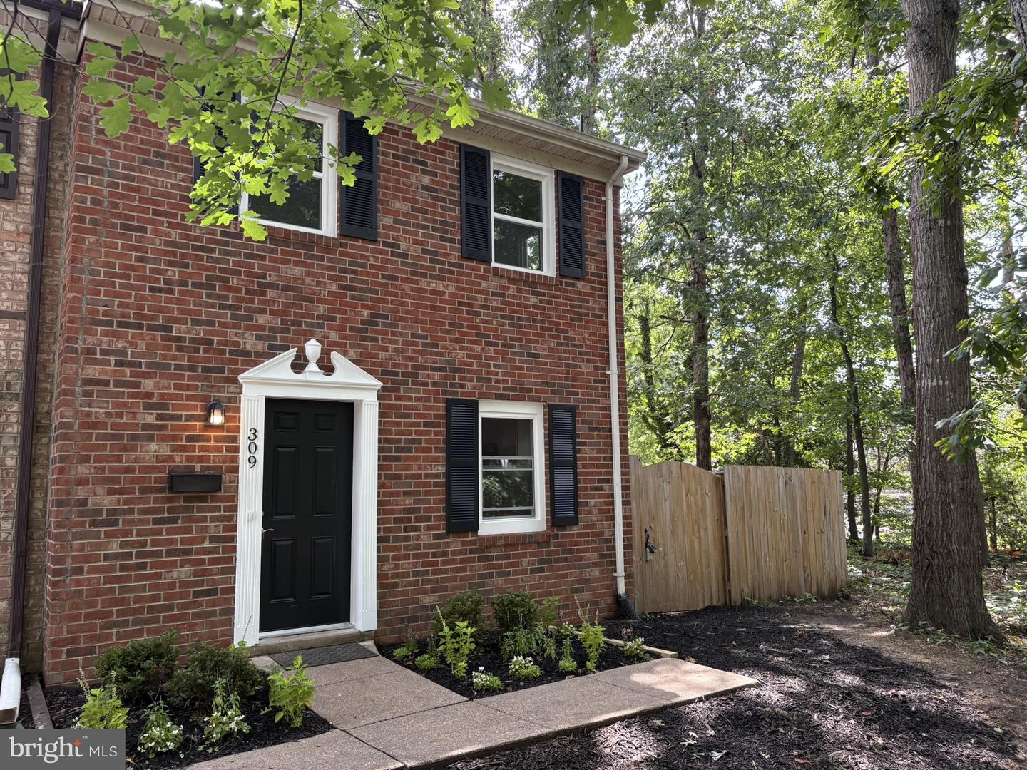 309 Olde Greenwich Dr.