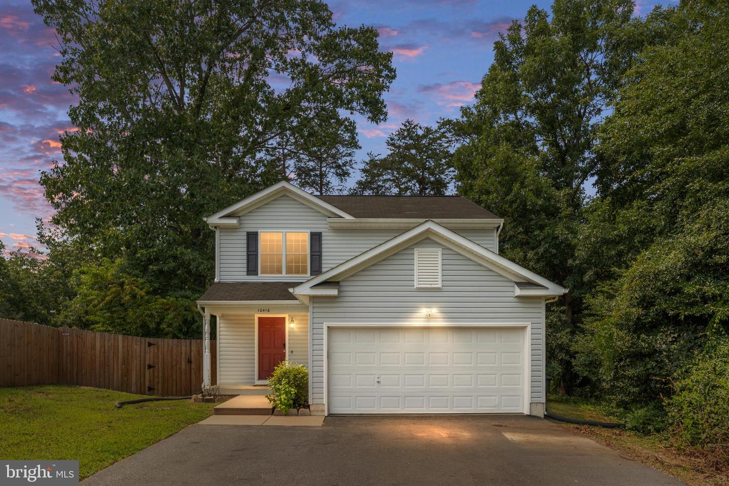 10416 Hillside Lane