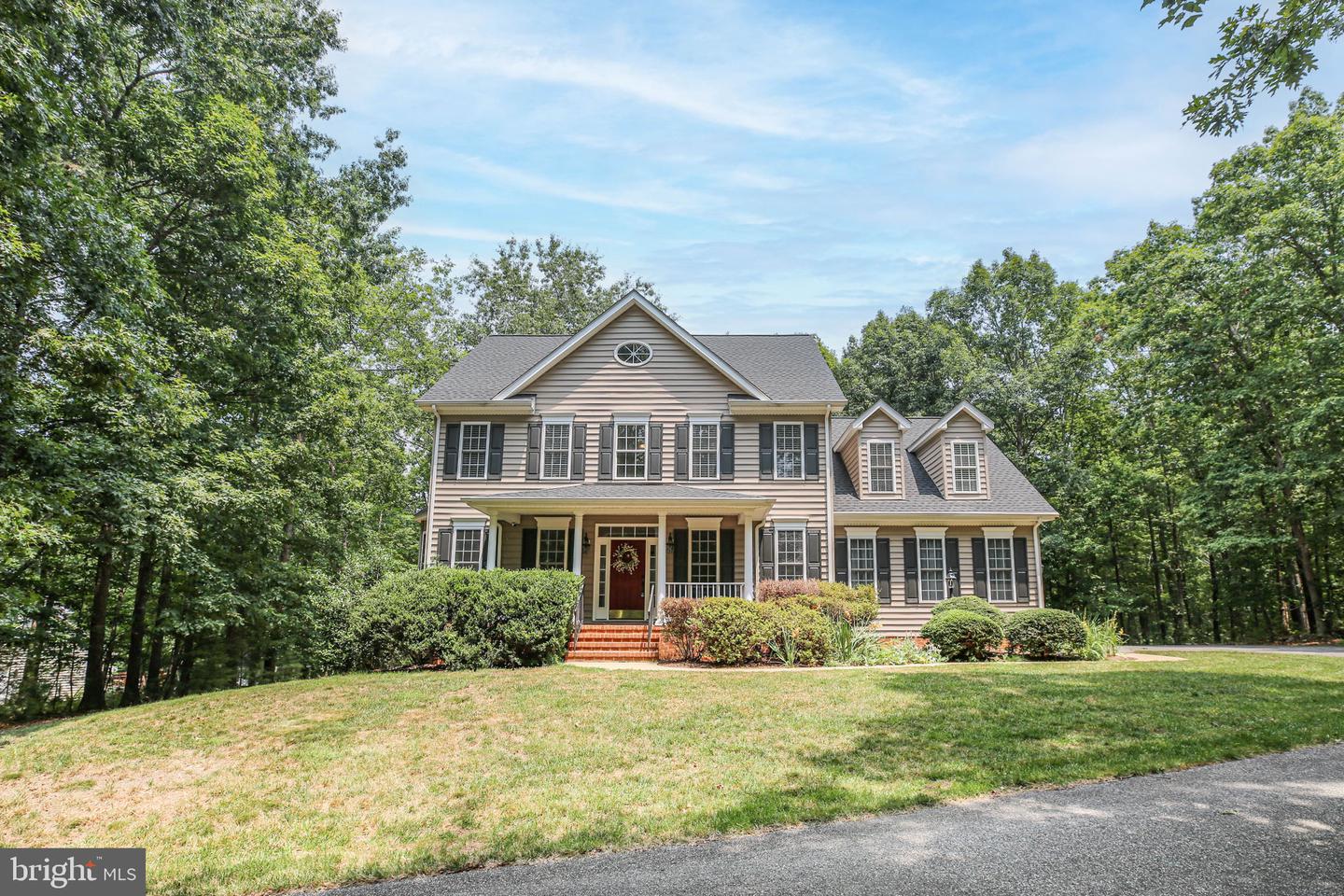 8613 Laroque Run Drive