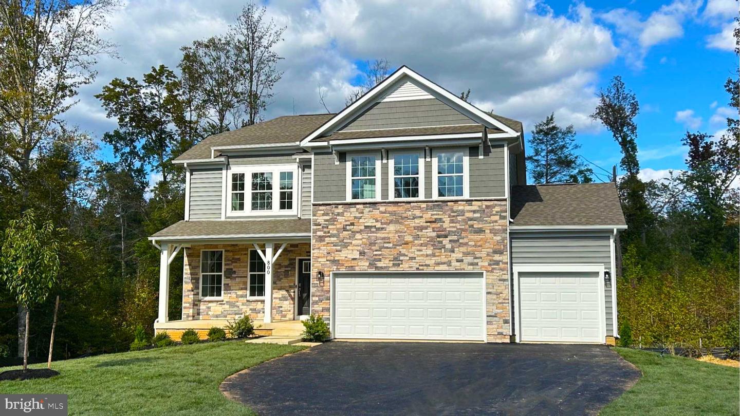 800 Long Meadow Drive, Fredericksburg