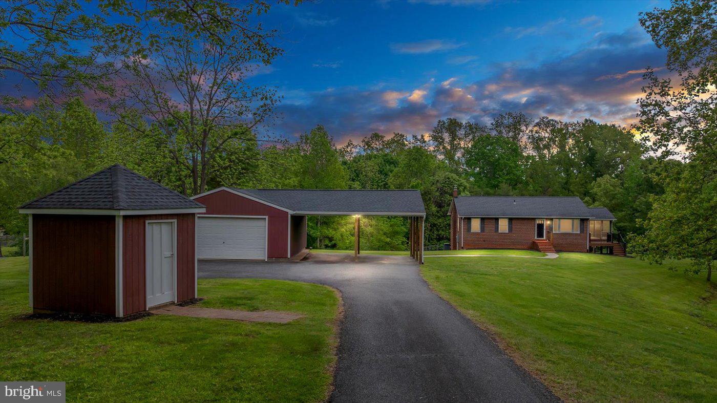 47 Old Farm Road, Fredericksburg