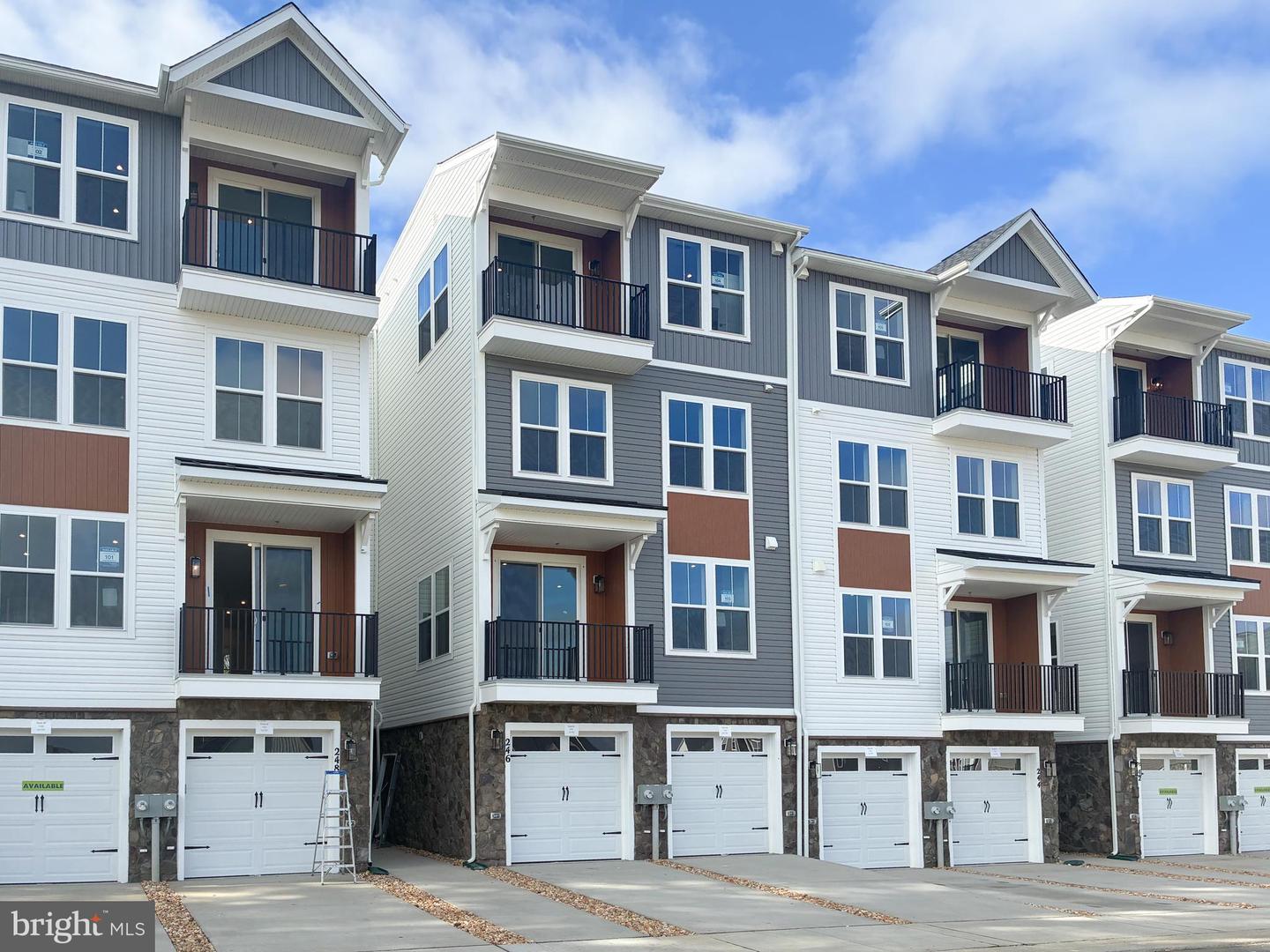 246 Violet Way #2