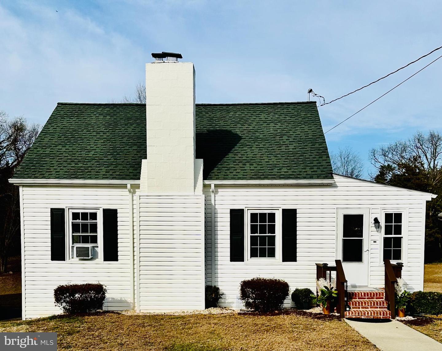1037 Julian Drive, Fredericksburg