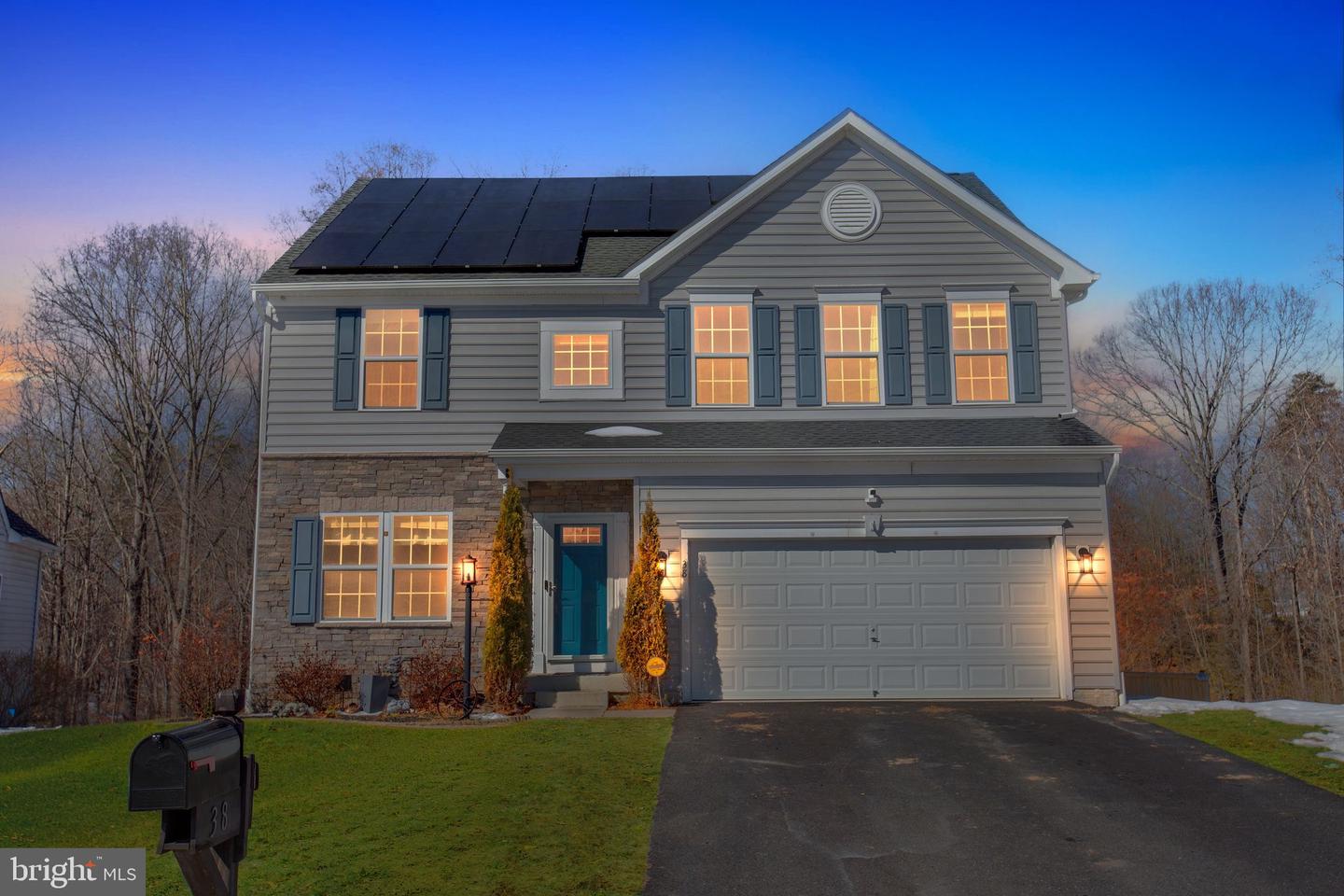 38 Taylors Hill Way, Fredericksburg