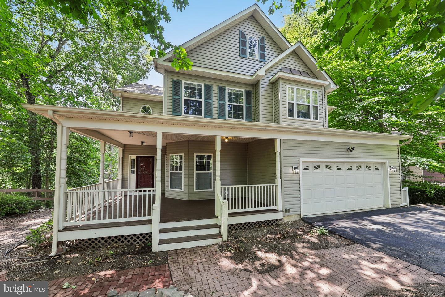 102 Richmond Cove