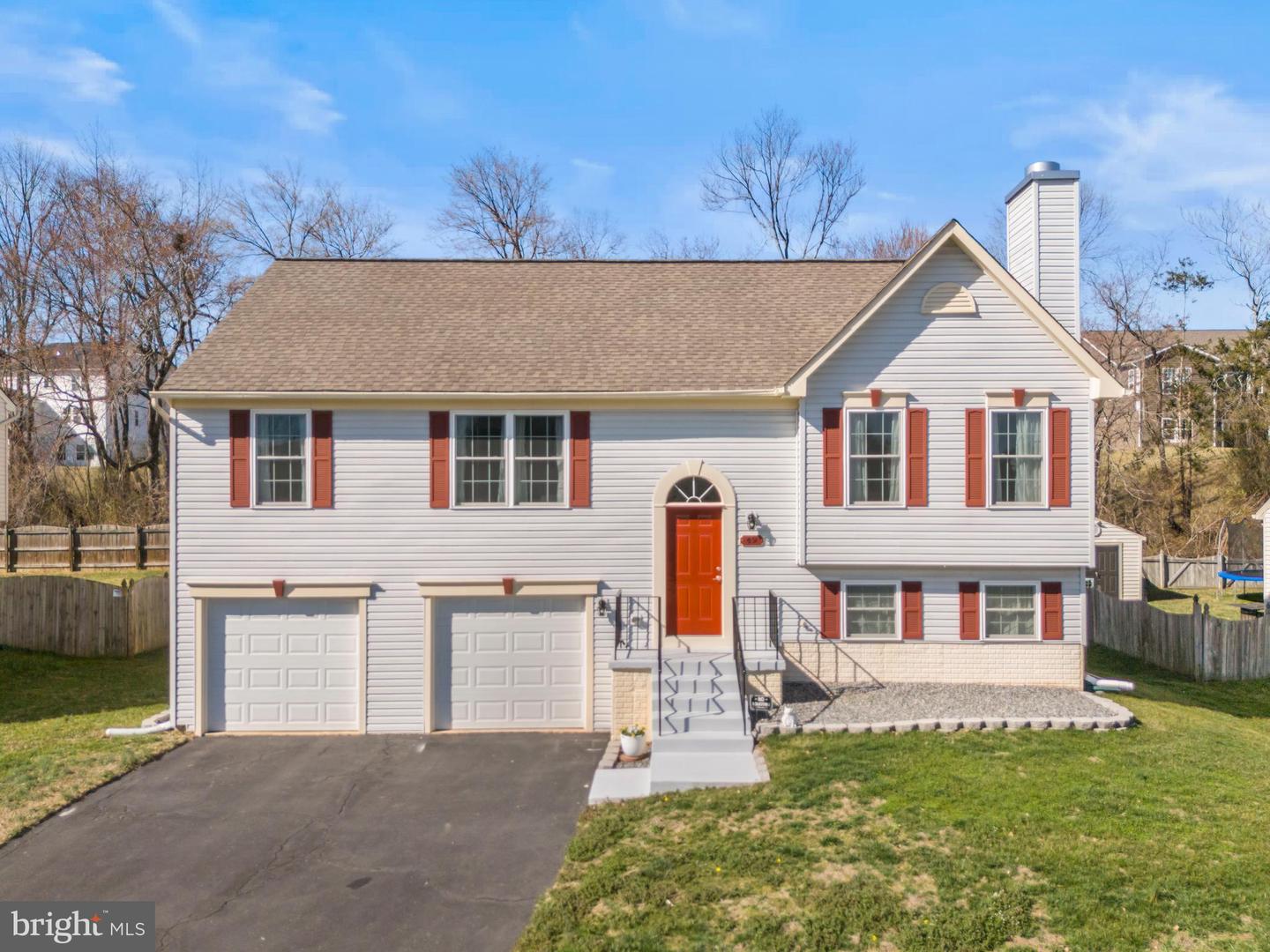 49 Little Oak Road, Fredericksburg