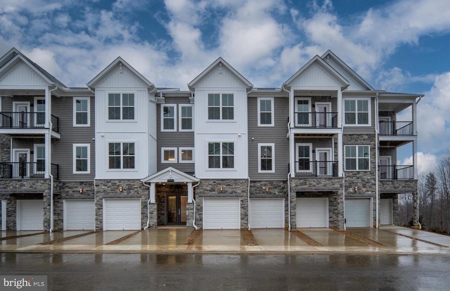 29 Hyssop Way #401, Stafford