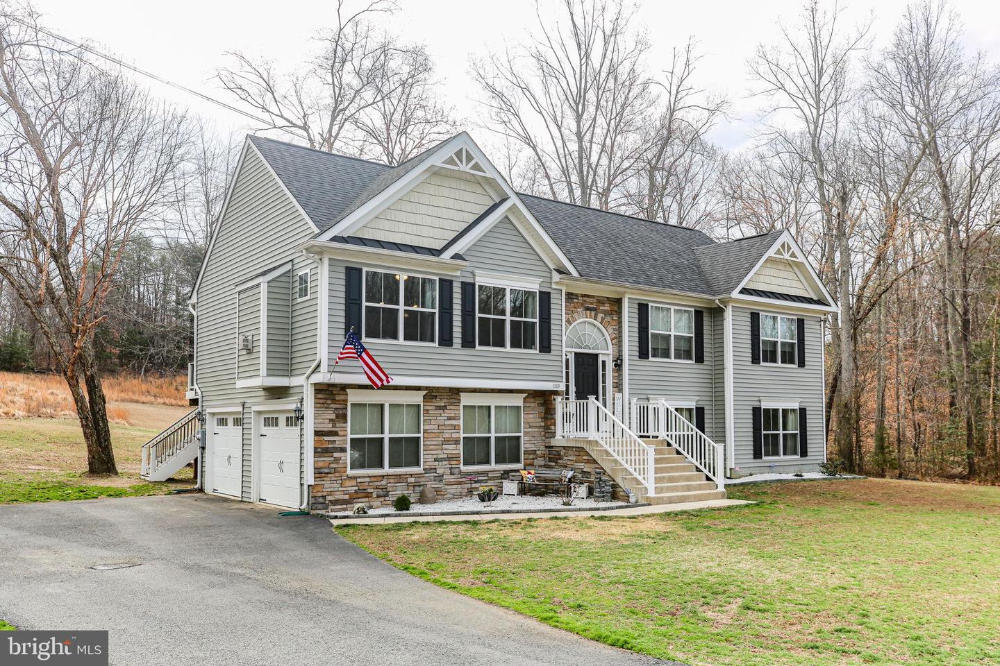 189 Ruby Glen Lane, Fredericksburg