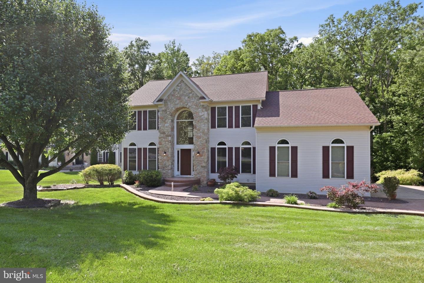 56 Monument Drive, Stafford