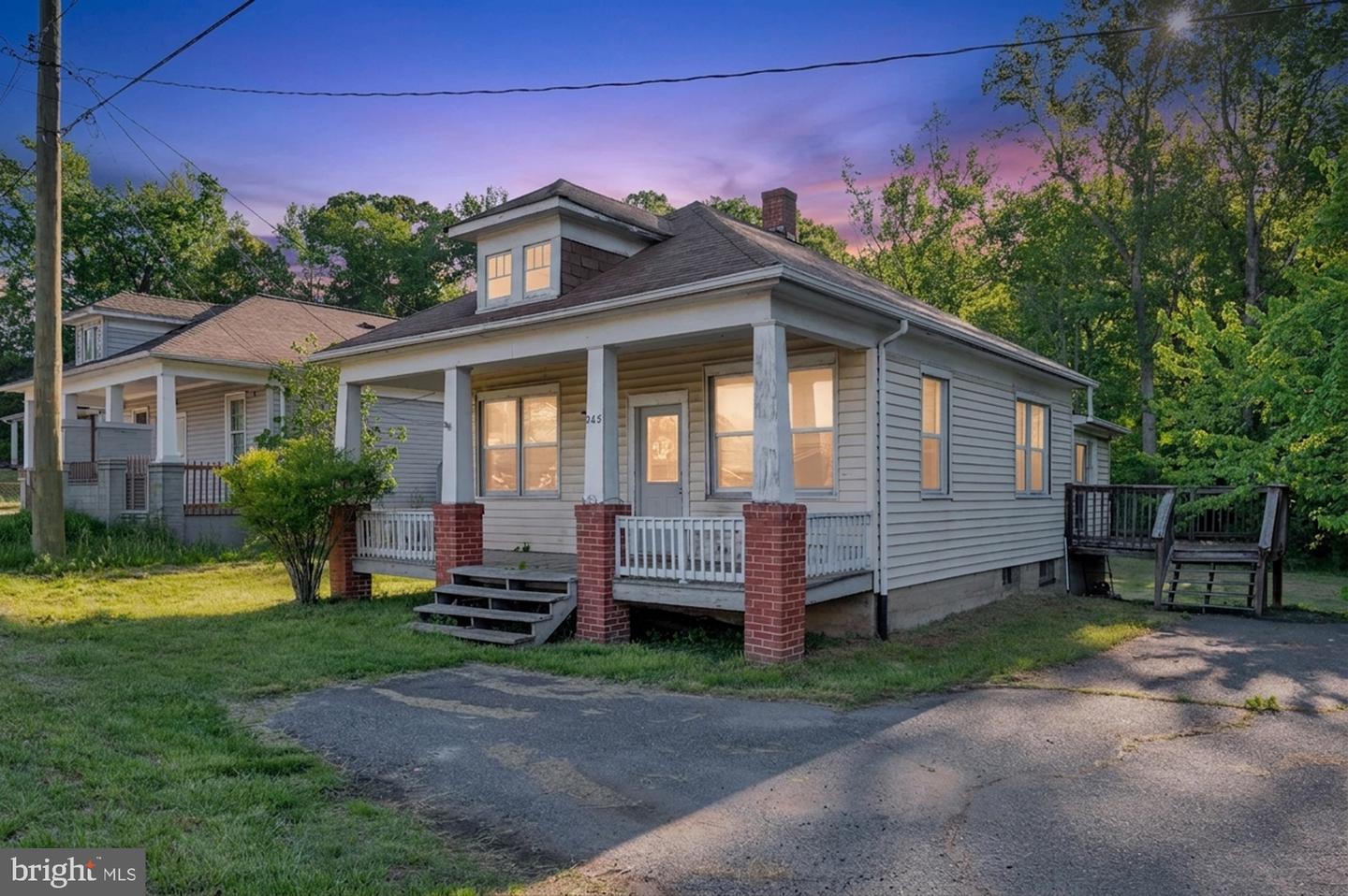 268 Cambridge Street, Fredericksburg