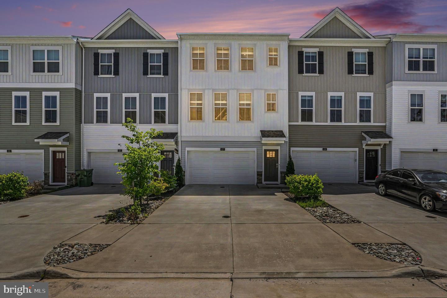 427 Snowberry Lane