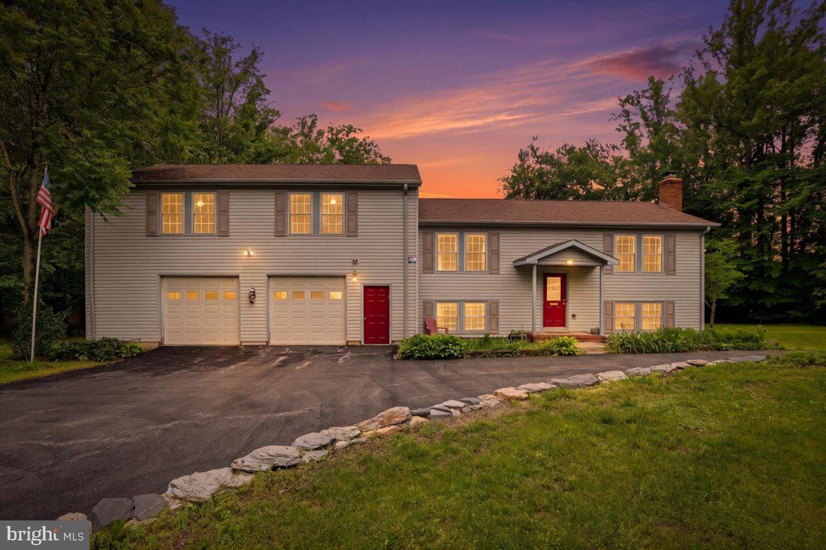 1022 Lakeview Drive